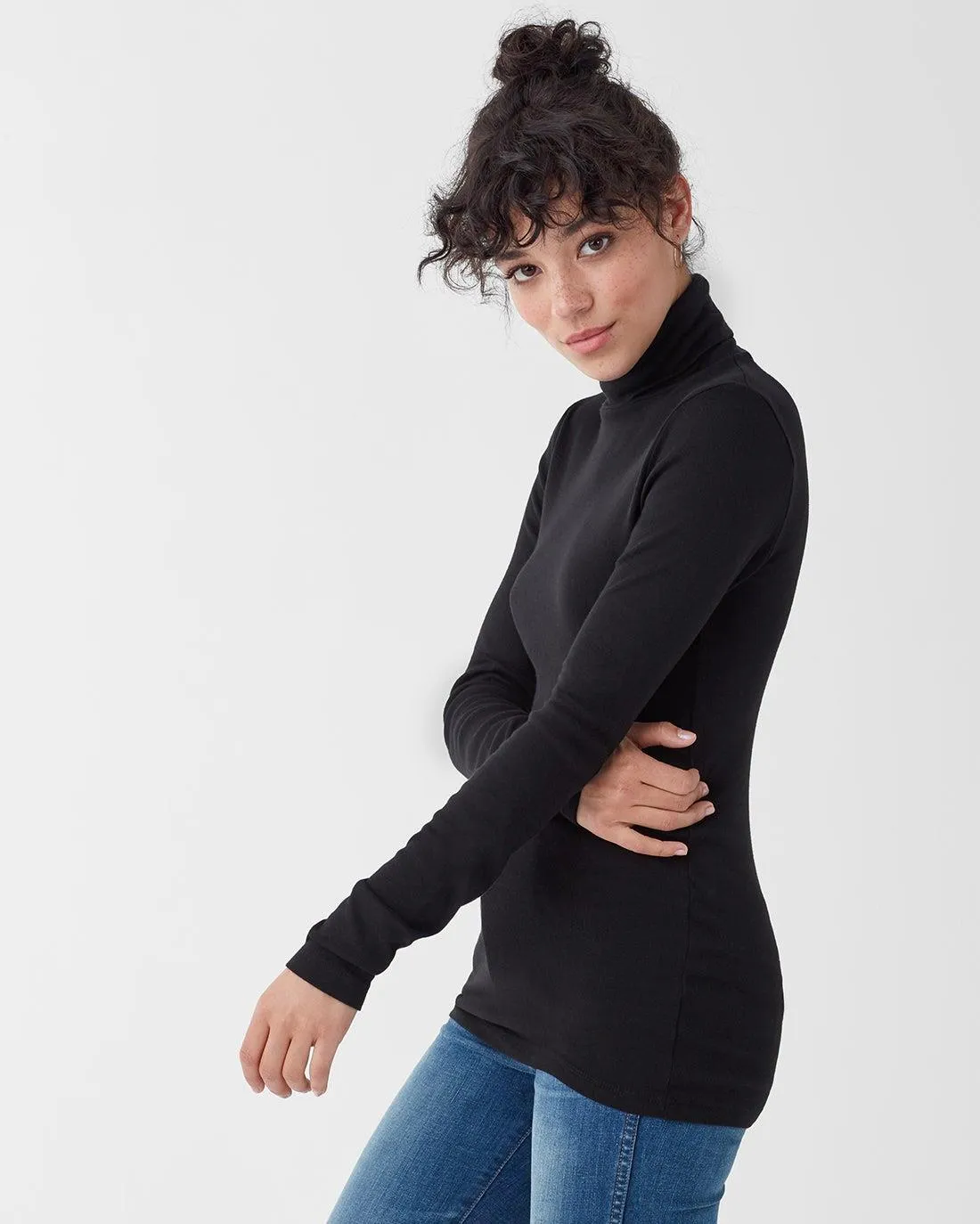 Long Sleeve Turleneck (Black)