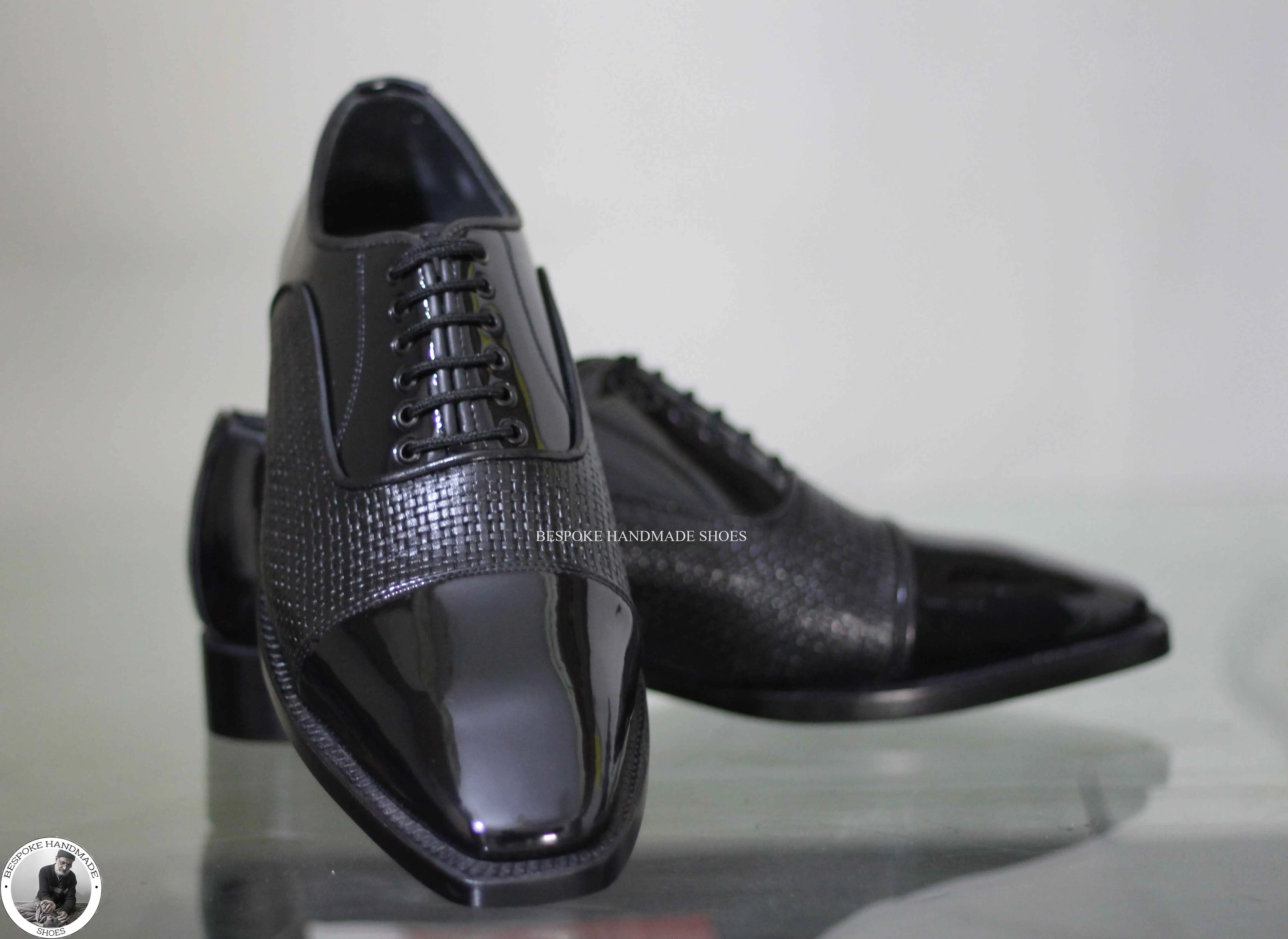 New Men's Handmade Black Leather Animal Print Oxford Toe Cap Patent Dress Shoes For Men's