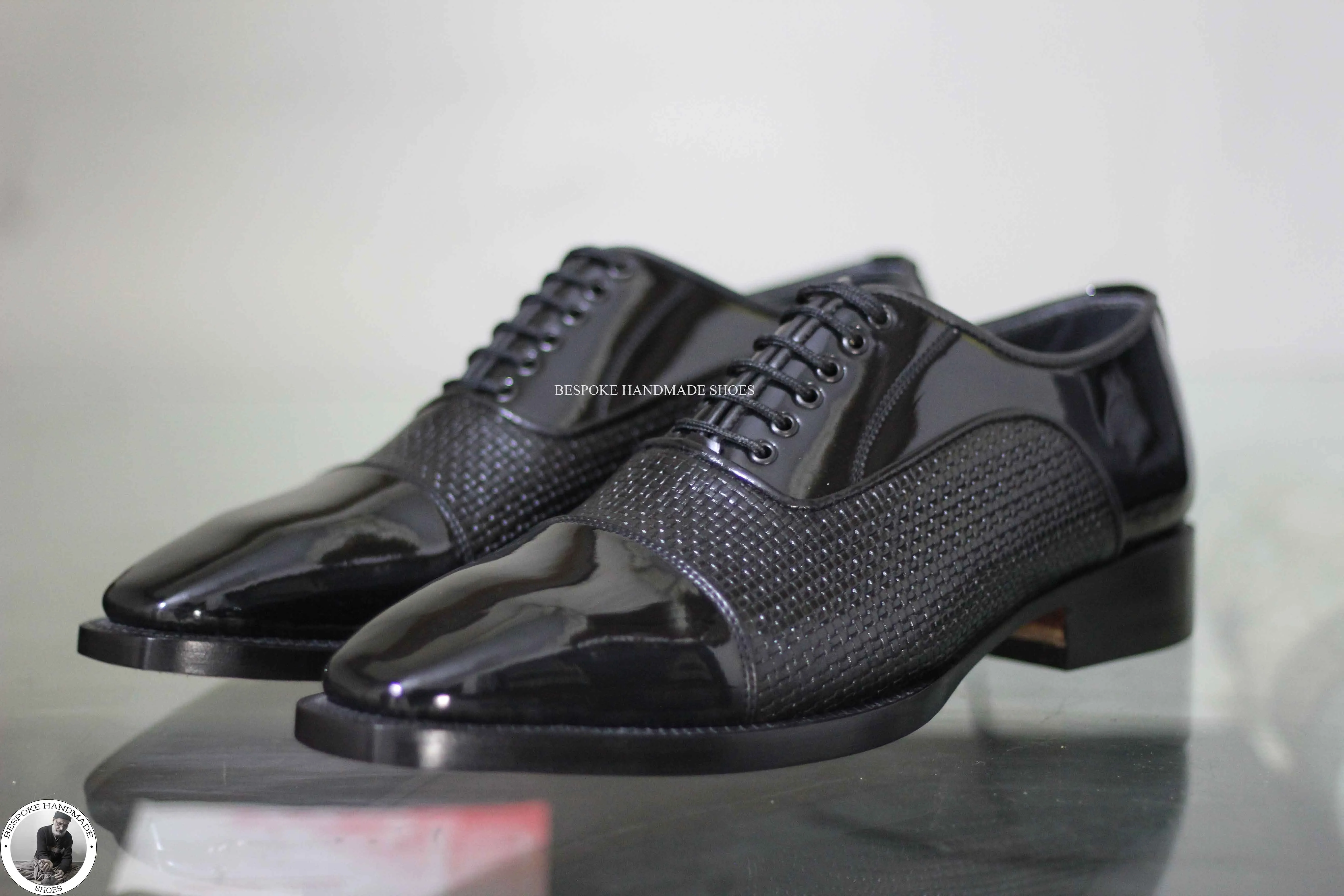 New Men's Handmade Black Leather Animal Print Oxford Toe Cap Patent Dress Shoes For Men's