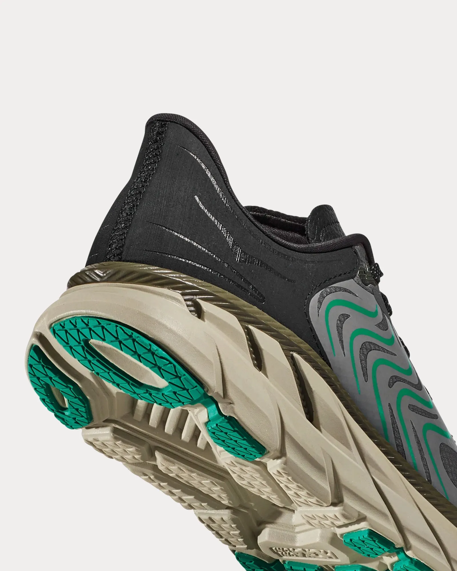 Stealth/Tech Clifton LS Castlerock / Barley Running Shoes